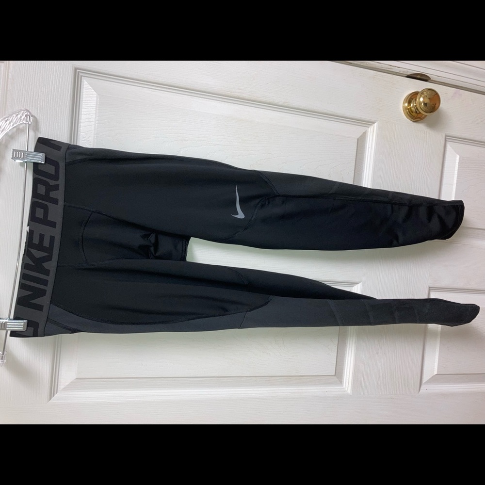 Grey Nike Pro HyperWarm Size Small tights leggings